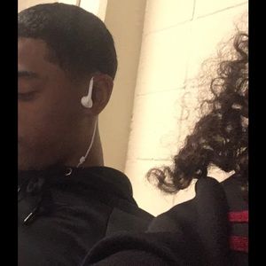 Meet your Posher, Larry